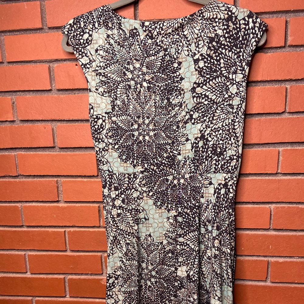 Patterned Midi dress - Picture 4 of 5